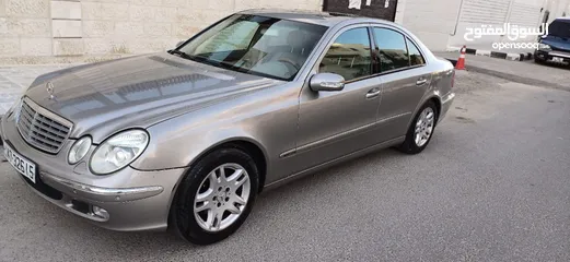  2 مرسيدس E240 موديل 2004 للبيع