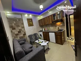  2 ستوديو مفروش جديد للايجار خلف السي تاون السابع من المالك مباشرة