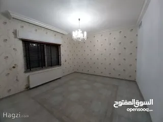  9 شقة غير مفروشة للإيجار 750م2 ( Property 18626 ) سنوي فقط