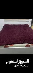  2 تخت مجوز مع فرشتو
