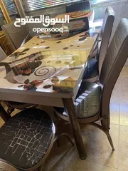  1 طاوله مطبخ مع ست كراسي بحاله جيده