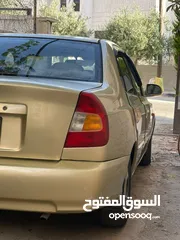  3 هونداي فيرنا 2001 نظيفة جدا