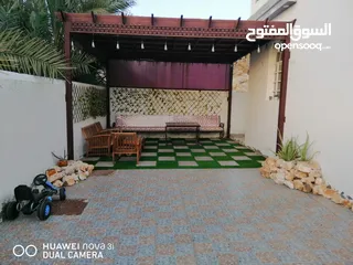  16 منزل للبيع في العامرات مدينة النهضه 11/1 الجفينه بالقرب من مسجد الإمام جابر بن زيد