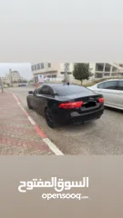  4 جاكوار XE 2017