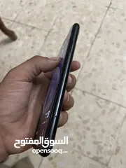  1 آيفون xr مش مفتوح