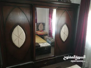  6 بيع غرفة جلوس وغرفة نوم