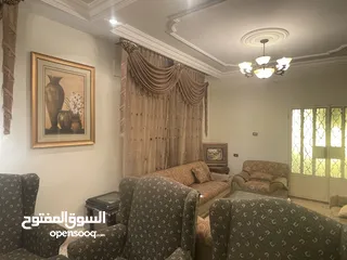  1 غرفه جلوس كامل الاثاث للبيع