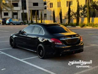  4 Mercedes-Benz C300 AMG