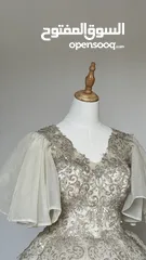  7 فستان زفاف للبيع