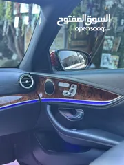  15 ‏Mercedes - Benz  E300