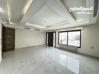  5 شقة طابق ارضي للبيع مساحة 240م باجمل مناطق خلدا (مشروع 113)
