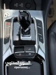  27 MG HS ترخيص 2022 Plug in محرك 1500 هايبرد