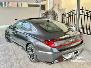  2 Hyundai sonata limited