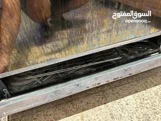  5 طباخ خمس عيون مستخدم يعمل بصوره جيده جدا العيون كلها شغاله الفرن شغال فوك وجوه