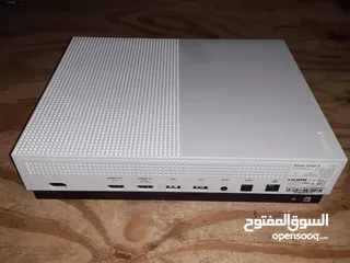  9 Xbox One S with two controllers