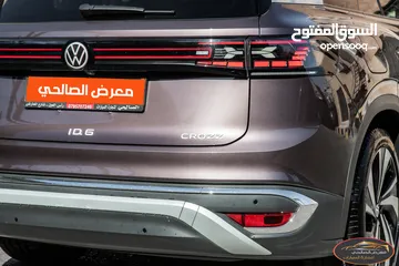  4 Volkswagen ID6 Crozz Pure Plus 2022   السيارة بحالة ممتازة جدا و قطعت مسافة 26,000 كيلو