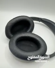  8 Bose QuietComfort 15 Noise Cancelling Headphones
