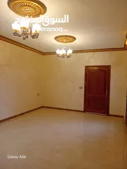  5 منزل مستقل للايجار فارغ  في مأدبا ، الفيحاء، إسكان التطوير ، منزل رقم 91.شبه فيلا.مخزن منفصل .