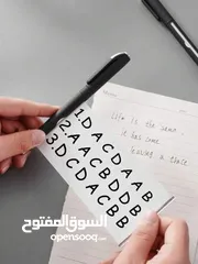  3 قلم حبر  مع ورقه سحب  مخفيه داخل لكتابة النوت على الوجهين  طول 15سم الورقه. تمسح بفاينه مئات المرات