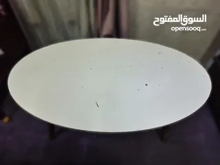  2 طاولة وسط بحالة ممتازة 10 دنانير