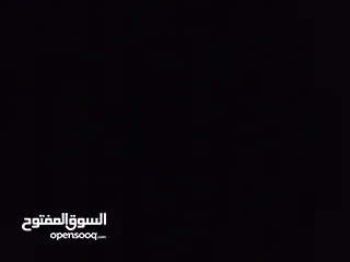  4 شاشه نوع [ DELL ] بحالة ممتازة للبيع . . . . . . . . . . . . . . . . . . .