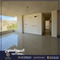  5 شقة بتشطيب جديد مطلة و مميزة للبيع في الطيرة