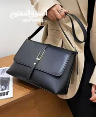  7 شنتة ستاتي اصلي مع العلبة  جلد طبيعي جودة عالية جدا  سحاب ويد طويلة  مقاس 21×27