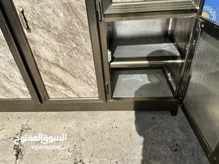  2 كاونتر نضيف للبيع300