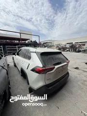  22 متوفر جميع قطع الغيار الأصلية : هوندا اكورد ، كامري ، بي ام دبليو ، لكزس  التيما
