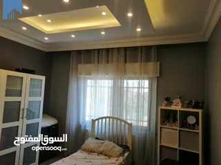  12 شقة فاخرة للبيع في عرقوب خلدا طابق ثاني 180م تشطيب سوبر ديلوكس بسعر مغري