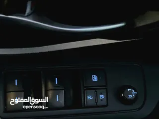 17 تـويـوتـا C-HR 2021 نـخـب وبحالة الوكاله كاش أو أقساط
