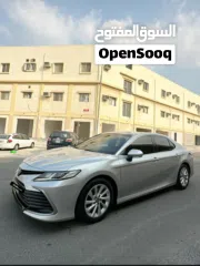  4 Toyota Camry LE - 2021