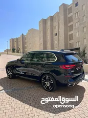  4 BMW X5 M-PACKAGE Xdrive 30