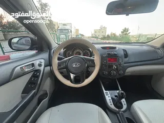  6 كيا فورتي 
2010/2009