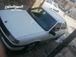  1 سياره اوبل 1990