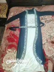  5 فساتين سهره بحالة الوكاله بسعر مغري لداعي السفر