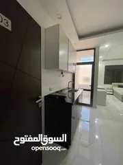 24 شقة مفروشه وفارغه للإيجار مميزه جدا