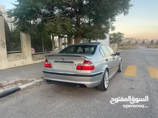  6 BMW E46 2004