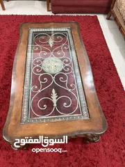  4 طاولة ممتازة جميلة وشيك