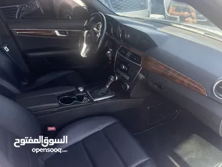  6 مرسيدس C300 بحالة ممتازة للبيع أمريكي