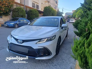  12 Toyota Camry LE 2024 مالك اول من الزيرو بحالة الشركة