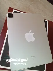  2 iPad Pro‏ 12.9 بوصة (الجيل السادس)