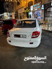  2 كيا ريو 2002