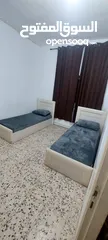  3 شقة ارضية للايجار-مفروشة-ام الشرايط-قرب مسجد الحسن والحسين