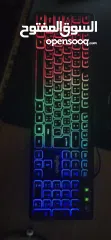  1 كيبورد للبيع مجدد