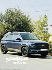  2 Hyundai Venue one million (V)