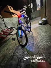  3 بسكليت صيني نخب اول وجديد نضيف جدا وعليه اكسسورات الله يبارك لصاحب النصيب