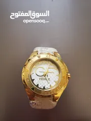  1 ساعة يد نسائية من جيانفرانكو فيري مطلية بالذهب ستانلس ستيل/ Gianfranco Ferre Mother of Pearl Gold-Pl
