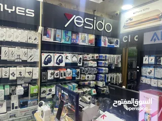  4 ديكور محل موبايلات بحالة ممتازه للبيع