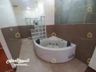  7 روف مميز - دير غبار - 3نوم 1ماستر - 200م - ترس بإطلالــــه بانوراما